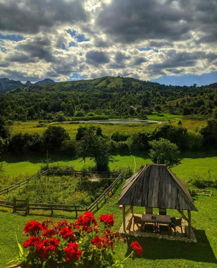 Eco Village Nevidio Poscenje Exterior foto