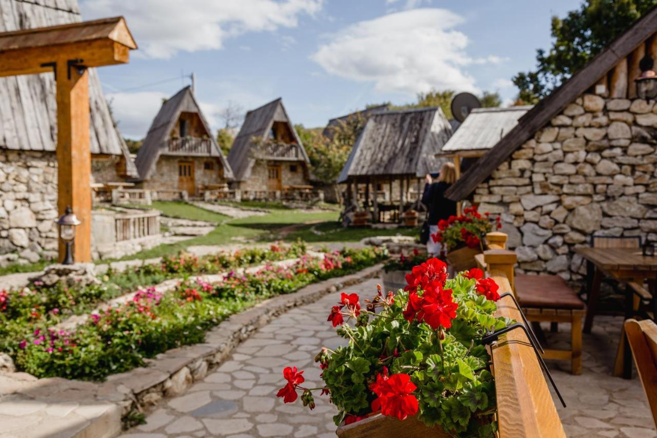 Eco Village Nevidio Poscenje Exterior foto